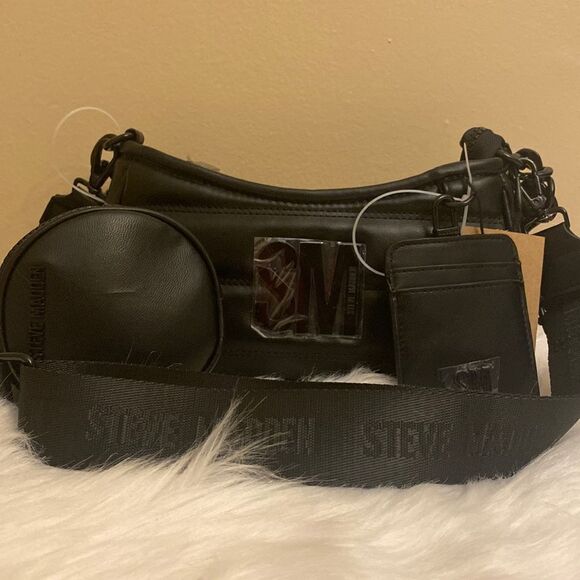 NWT Steve Madden Crossbody Bag w/AirPod Pouch - Picture 1 of 16